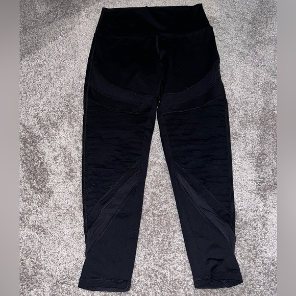 Aerie Chill Play Move Women's Petite Small Black Leggings - Picture 2 of 7